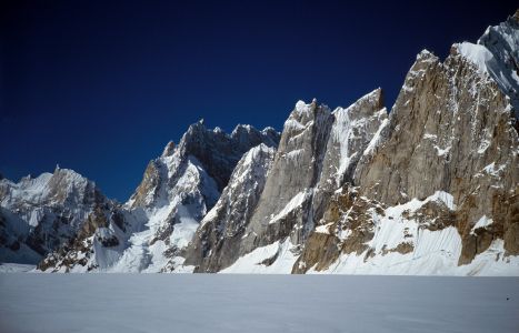 Okolí Snow Lake je úžasné