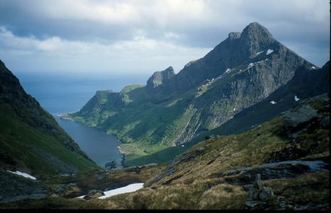 Túra nad Djupfjorden