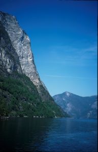 Vracíme se po Nærøyfjordu