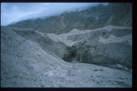 Vstupujeme na ledovec Baltoro