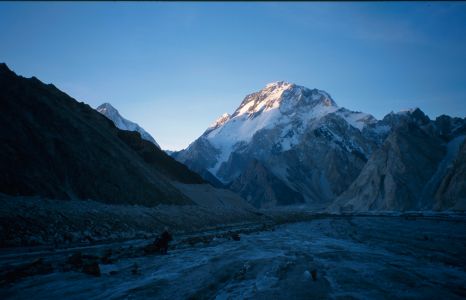 Broad Peak z ledovce Vigne