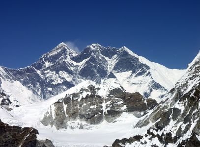 Mount Everest a Lhotse