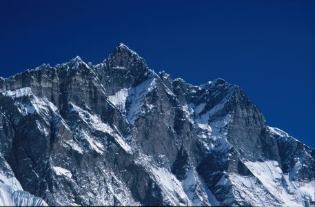 Detail jižní stěny Lhotse