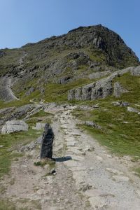 Stezka Watkin Path k vrcholu Snowdonu