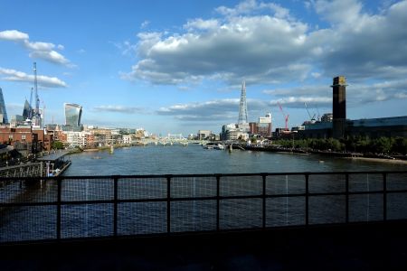 Londýn - Shard z Blackfriars Bridge