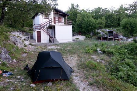 Lovački Dom