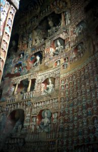 Datong (Ta Tchung) - skalní chrám - sošky