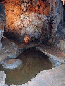 Jeskyně Grotte de la Madeleine