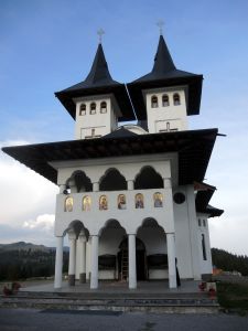 Nový kostel na sedle Prislop (1416 m)