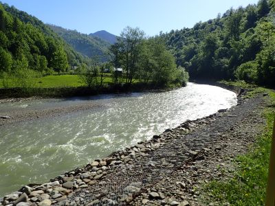 Pohled z vlaku na údolí Vaseru - Apy.