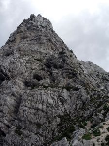Nejtěžší feráta na Triglav vede ze sedla Luknja přes Plemenice.