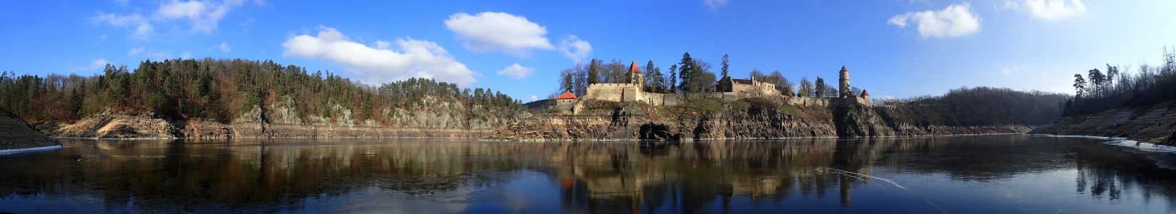 Panorama Zvíkova
