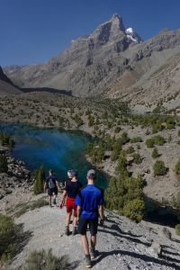 Sousední jezero Širparfom