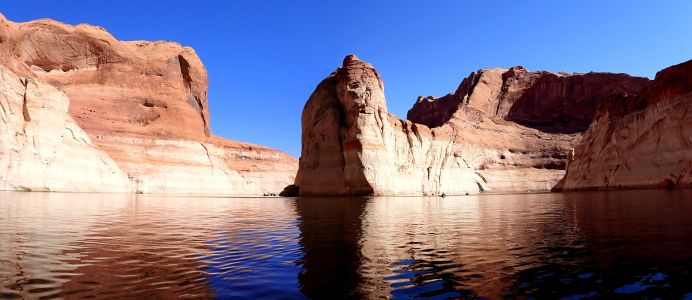 Ústí Fiftymile Canyonu do Escalante