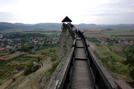 Hradní vyhlídka na strmé skále