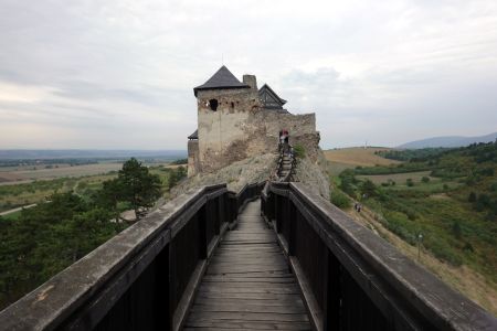 Pohled z vyhlídky na hrad