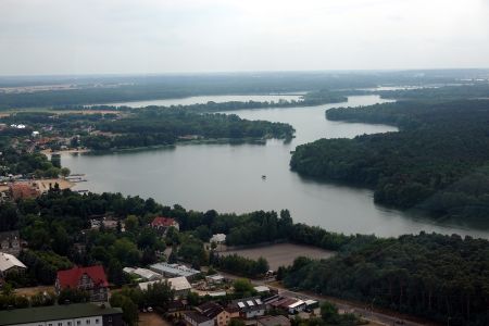 Pohled z věže na okolní jezera