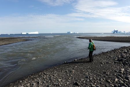 Pepa Skala chytal v řece Kuussuaq siveny. 
