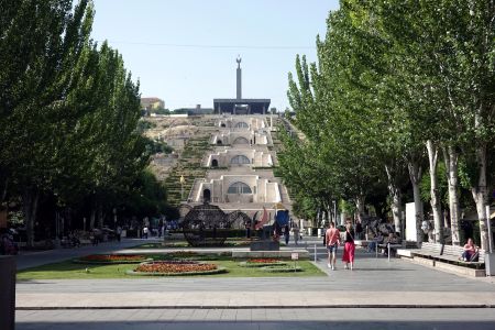 Jerevan - obří vápencové schodiště-Kaskáda