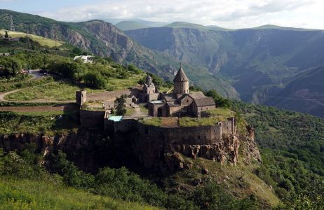 Klášter Tatev byl postaven na úžasném místě.