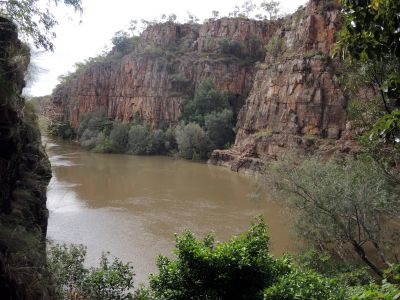 Sestoupili jsme až k řece Katherine.