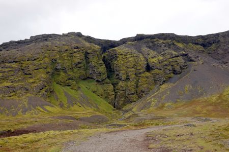 Přicházíme k soutěsce Rauðfeldsgjá.