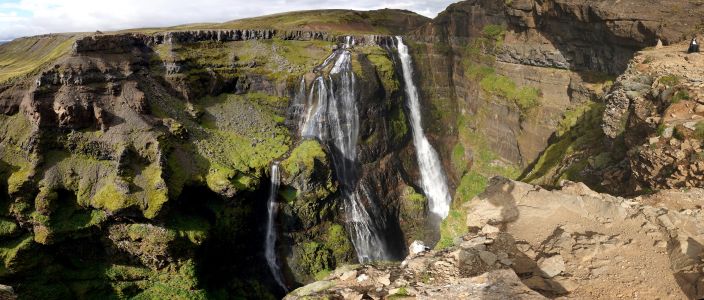 Glymur spadá do obdivuhodné strže.