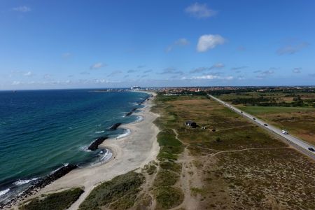 Pohled z majáku zpátky na Skagen.