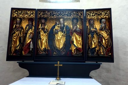 Kostel svatého Michala - oltář