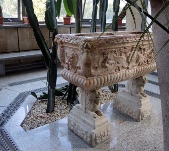 Večer jsme si stihli prohlédnout jen zámeckou oranžérii.