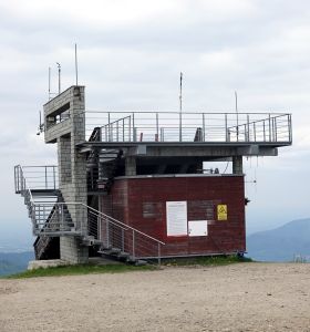 Rozhledna na nejvyšším vrchole Slezských Beskyd  Skrzyczne.