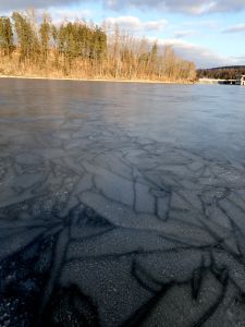 Dlaždice na Trnávce u hráze