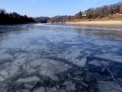 Odpoledne tu je bruslařská dálnice.