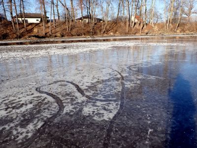 Kdo udělal tyto stopy?