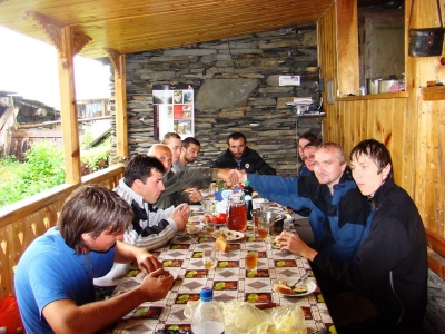 Dartlo - hostina