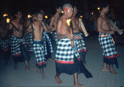 Kecak - opičí tanec