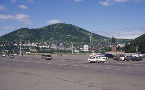 Petropavlovsk Kamčatskij s tradiční sochou Lenina