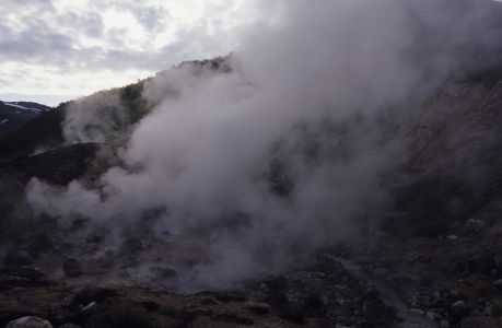 Aktivní vulkán Bezymjannyj - 2869 m