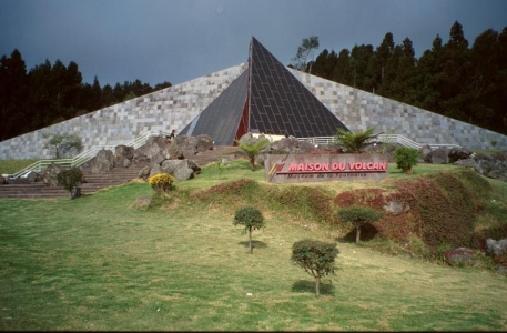 První vulkanologické muzeum na světě založili manželé Krafftovi