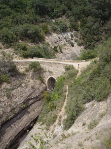 Puente del Diablo na turisticke trase ke kanonu Rio Vera