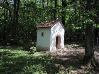 Kaplička svaté Anny u Bystřice pod Lopeníkem