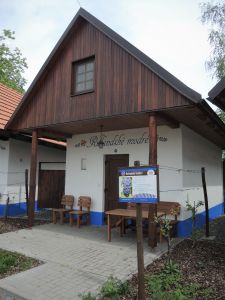 Chatička ve Slováckém Dvoře