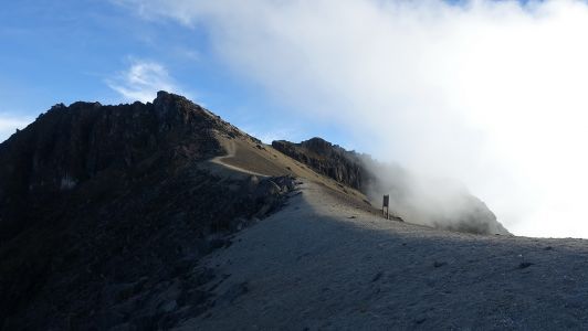 Sedlo pod vrcholem Guagua Pichincha