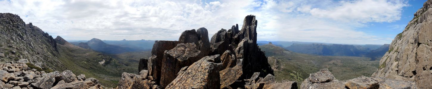 Panorama z výstupu na Mount Ossa