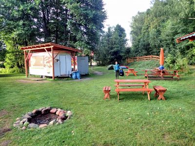 Stara Rzeka - tábořiště a Smażalnia Pstrąga