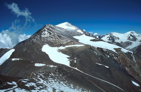 Cerro El Plata ze Cerro Vallecitos