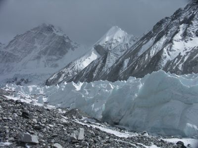 Momentky na ledovci pod Cho Oyu