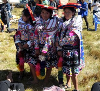 Festival v Raqchi